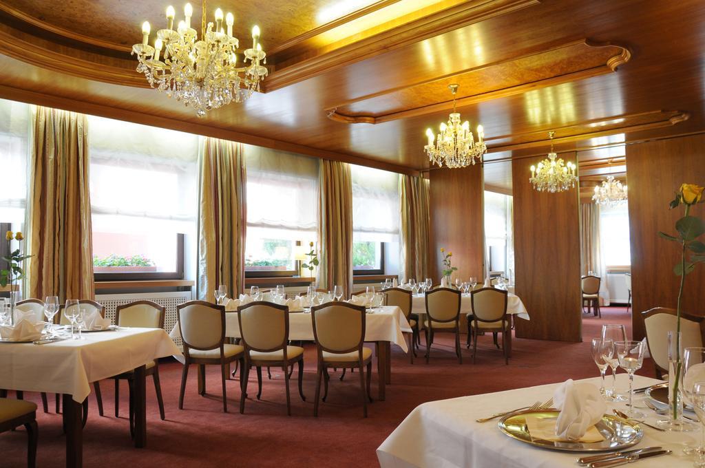 Hotel - Restaurant Erich Roediger Бад-Штаффельштайн Экстерьер фото